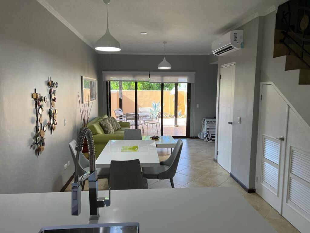 Special House In Gold Coast With Private Jacuzzi Villa Palm Beach Buitenkant foto